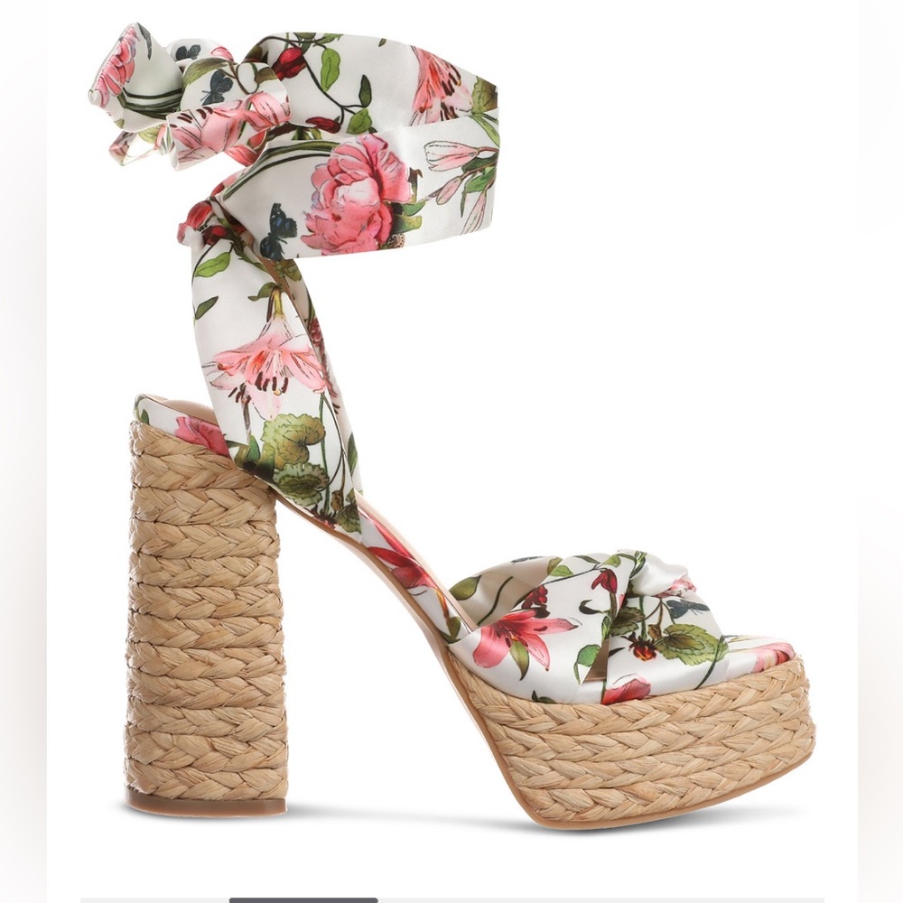 Chunky heels
